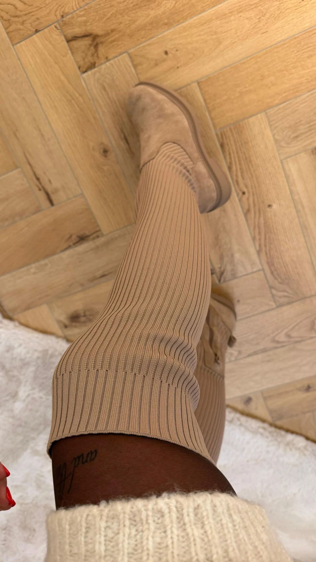 Thumb 4
